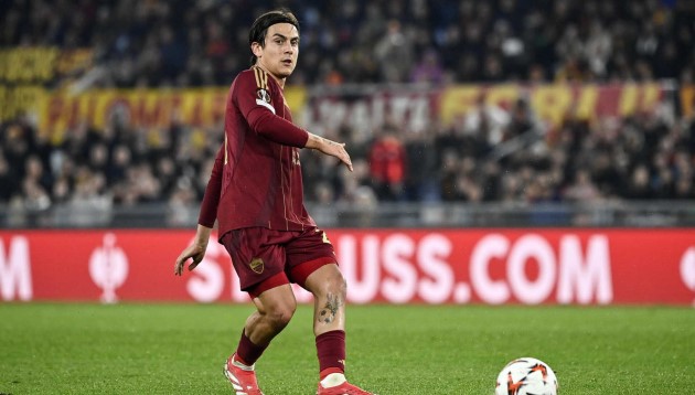 Man Utd gửi đề nghị chiêu mộ chân sút ghi 195 bàn