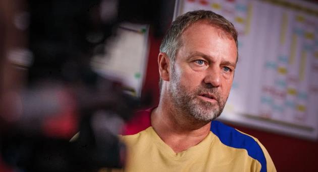 Ảnh bài viết Barcelona nhắm đến ai sau yêu cầu chuyển nhượng của Hansi Flick?