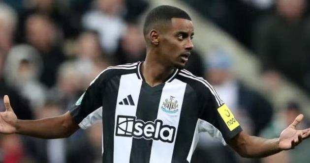 Gặp khó vụ Isak, Liverpool có thể hài lòng với 'sát thủ' lợi hại hơn Nunez ở đội trẻ