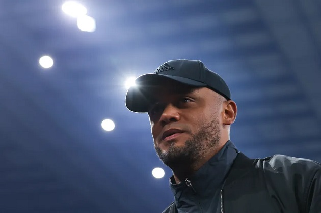 Musiala chấn thương, Kompany nói về cơ hội của Sane và Muller