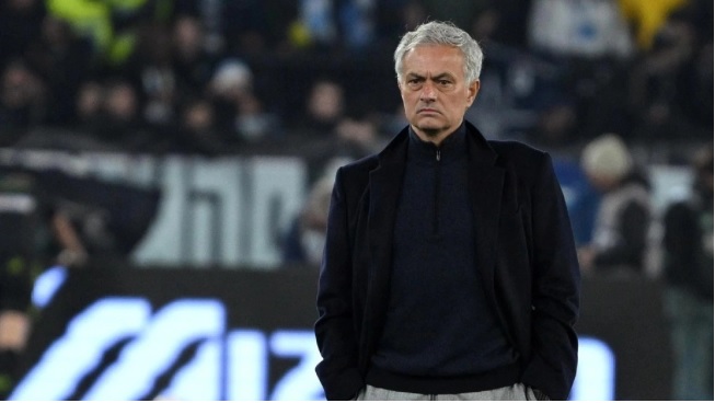 Milito: Mourinho bên ngoài 'ác quỷ', bên trong ấm áp - hiền lành