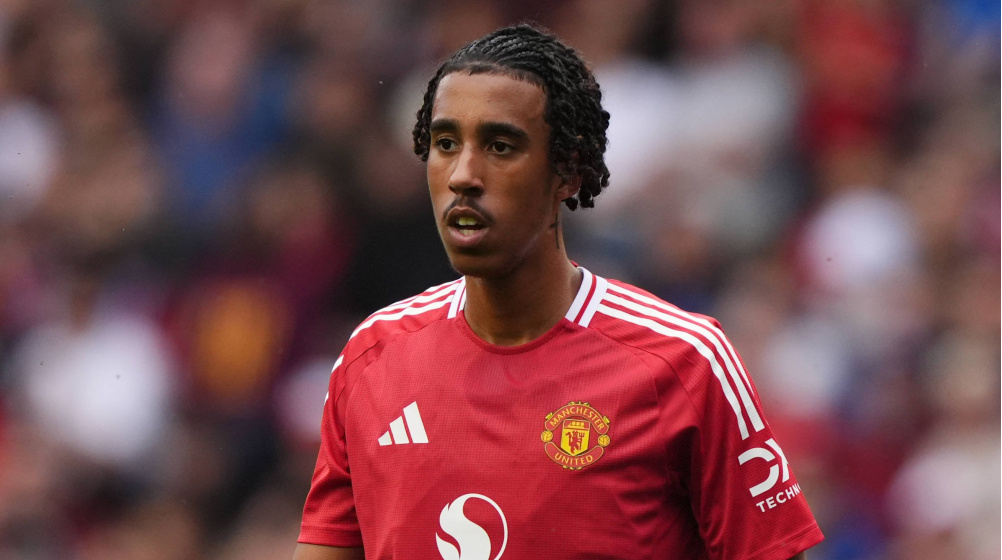 Tình hình lực lượng Man Utd: Cú hích Leny Yoro - Malacia