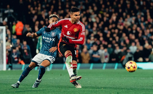 "Nhiệm vụ Amorim yêu cầu Casemiro và Eriksen là bất khả thi"