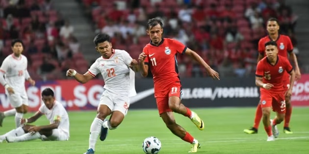 CĐV phàn nàn vé quá đắt, liên đoàn Singapore có phản ứng