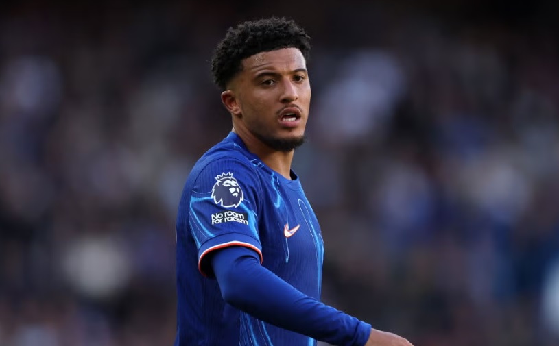 HLV Chelsea lý giải sự vắng mặt bí ẩn của Jadon Sancho trước thềm đại chiến