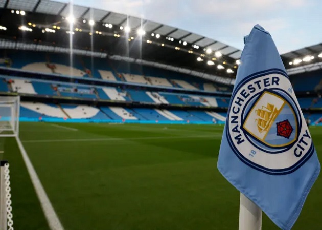 Man City xác nhận một CĐV qua đời trong ngày đấu M.U