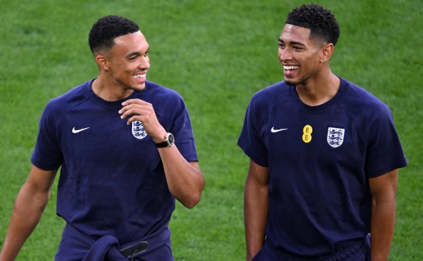 Gary Lineker khuyên Alexander-Arnold đến Real: "Điều này hoàn toàn hợp lý"