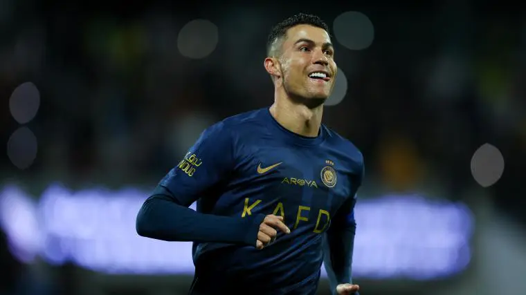 Romano làm rõ khả năng Ronaldo đến Bayer Leverkusen