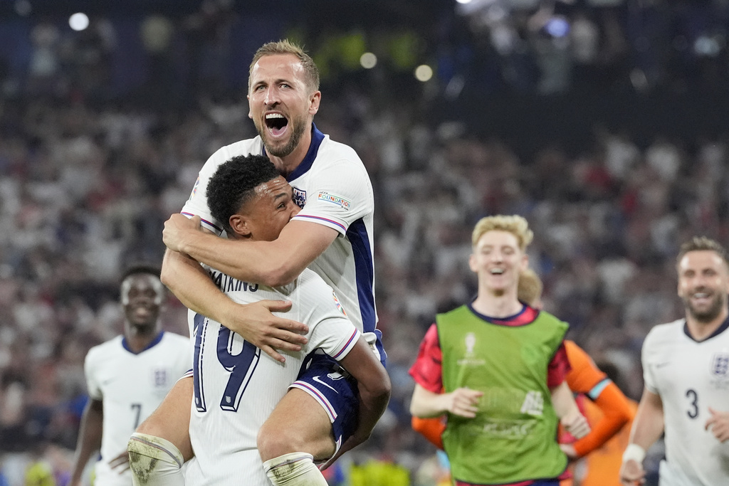 Harry Kane và danh hiệu đầu tiên trong tầm tay