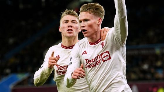 Ảnh bài viết Fulham thảo luận nội bộ, gửi đề xuất thứ 2 cho M.U vụ McTominay