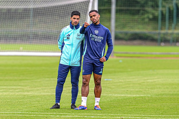 Ảnh bài viết 'Vũ khí bí mật' xuất hiện trên sân tập Arsenal, Arteta như đón tân binh