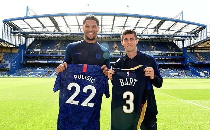 "Làm ơn hãy ban cho Chelsea lệnh cấm chuyển nhượng"