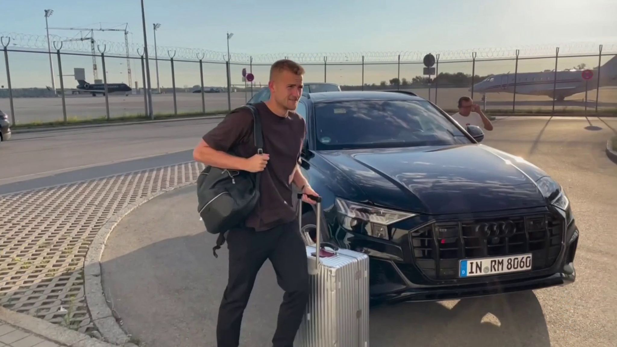 Ảnh bài viết Chuyển nhượng trưa 13/8: De Ligt đang ở Manchester; Felix muốn trở lại Chelsea