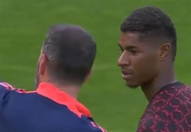 Ảnh bài viết Alan Shearer nêu điều Van Nistelrooy cần cố gắng giúp Rashford