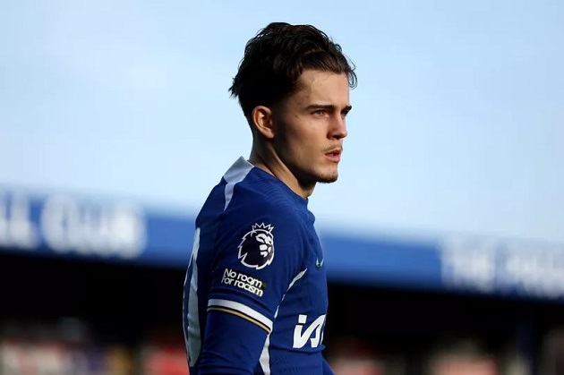 Leo Castledine được Chelsea gửi cho mượn
