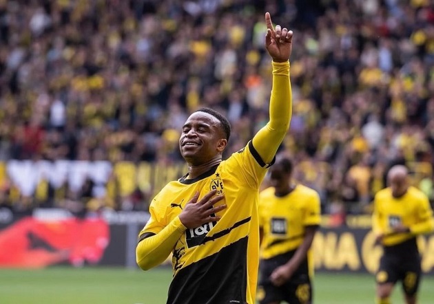  Youssoufa Moukoko quyết định chọn Marseille