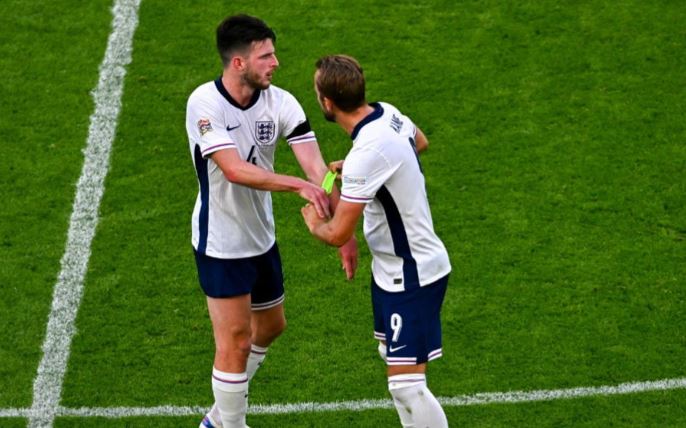 Ảnh bài viết Rice từ chối băng đội trưởng, HLV lên tiếng