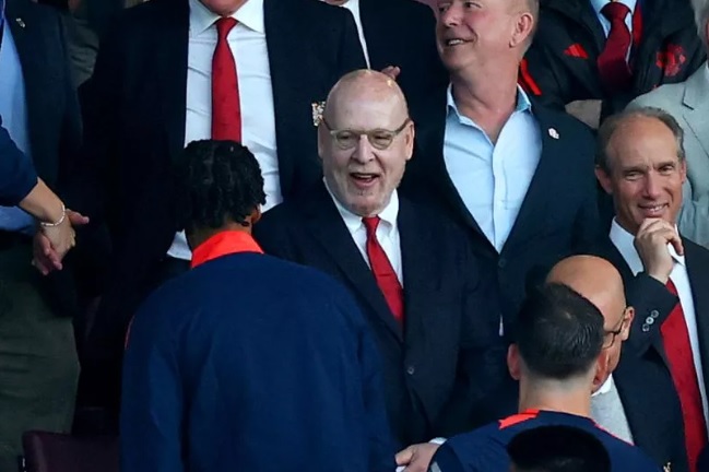 Ảnh bài viết Sự xuống dốc của MU: Quản lý yếu kém và thiếu tham vọng từ Glazer đến Ineos