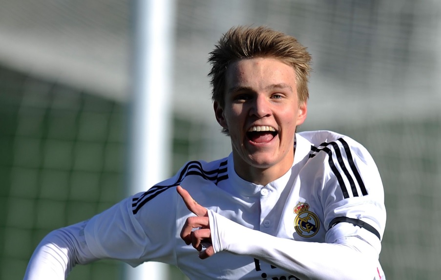Ảnh bài viết Arsenal có thể lặp lại kịch bản của Martin Odegaard để mua thần đồng Real