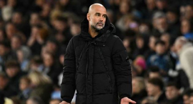 Guardiola tuyên bố thẳng: "Cầu thủ Man City không xứng đáng nhận thưởng cuối mùa"