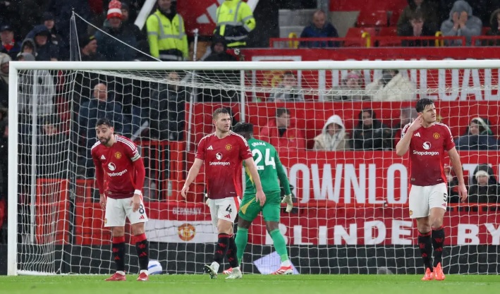 Điểm sáng bất ngờ của M.U trong ngày bị loại khỏi FA Cup
