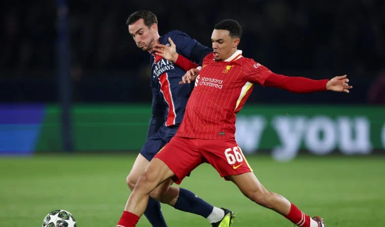 Rio Ferdinand khen ngợi khả năng 1 đối 1 của sao Liverpool