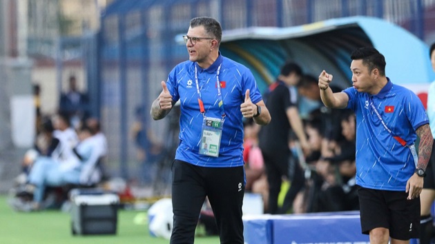 HLV Roland nói về khả năng U17 Việt Nam dự World Cup
