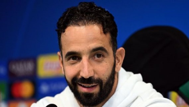 Ruben Amorim hé lộ sơ đồ chiến thuật khi dẫn dắt Man Utd