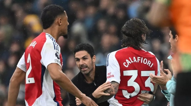 Arsenal nhận "cú hích lớn" khi 5 ngôi sao tái xuất trước Nottingham Forest