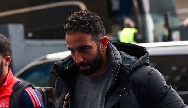 Ảnh bài viết HLV Amorim: 'Ở MU, mọi thứ là cuộc chơi hoàn toàn khác'