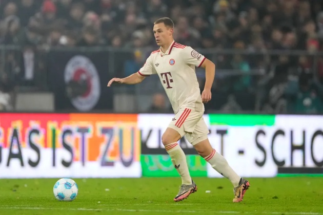 Kimmich không hài lòng với Bayern