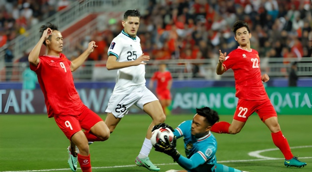 Ảnh bài viết Giá vé trận Việt Nam - Indonesia bị 'thổi' lên tới 1,8 triệu đồng/cặp