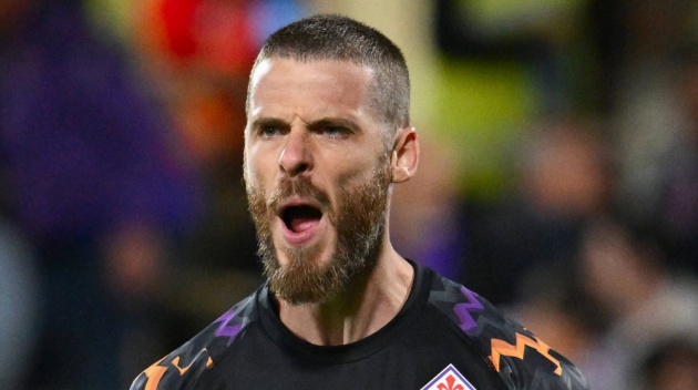 Thua đau MU, Man City còn bị De Gea châm chọc
