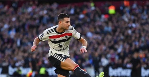 Real Madrid liệu có cơ hội chiêu mộ Dalot từ MU?