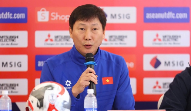 Ảnh bài viết HLV Kim Sang-sik nói gì sau khi Việt Nam hạ Singapore?