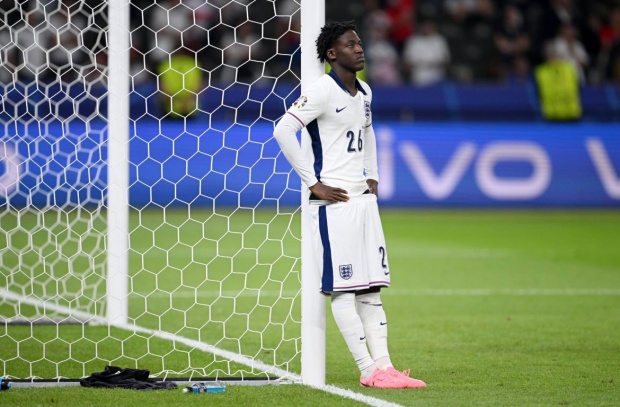 Hình ảnh xót xa của Kobbie Mainoo ở chung kết EURO 2024