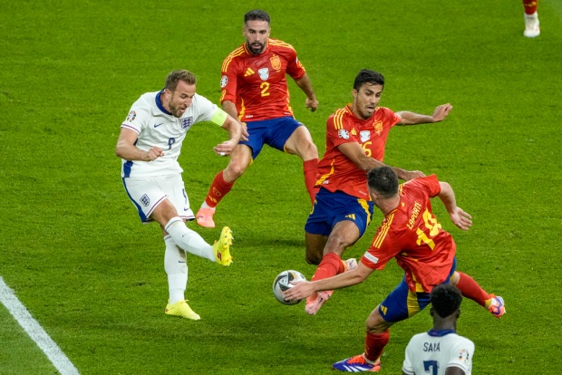HLV Gareth Southgate nói về tương lai sau thất bại