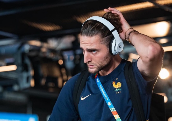Ảnh bài viết Từ chối 7 triệu euro, Adrien Rabiot mở ra cơ hội tới Old Trafford