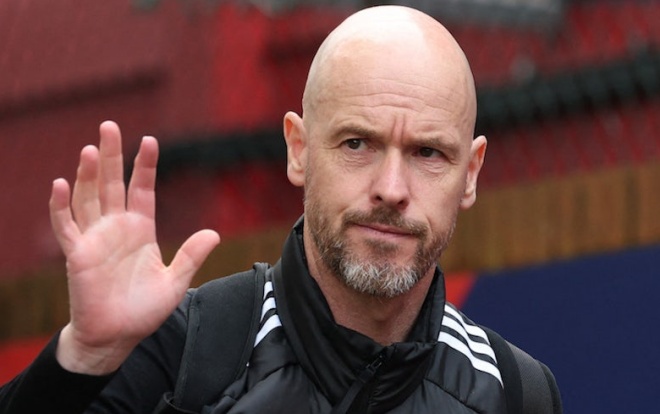 Ảnh bài viết Sheringham: "Ten Hag có thể bị Man Utd sa thải trong 2 tuần"