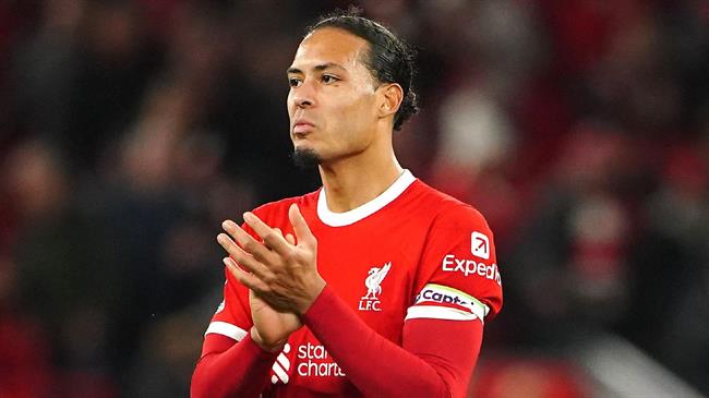 Ảnh bài viết Liverpool chưa đón tân binh, Van Dijk lo sốt vó