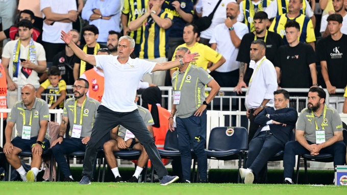 Thua bàn thua cay đắng ở phút 118, đội bóng của Mourinho bị loại khỏi Champions League