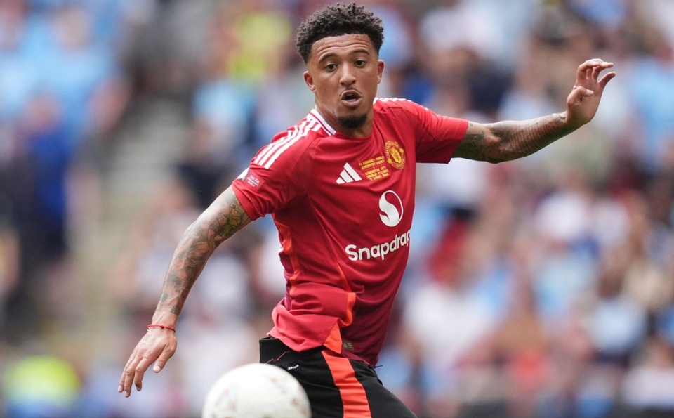 Phản ứng của Sancho khi bị gạch tên khỏi trận M.U 1-0 Fulham