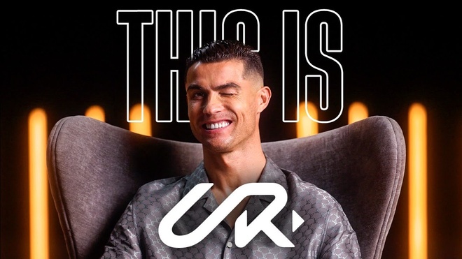 Ronaldo phá đảo thế giới ảo với kênh Youtube mới lập