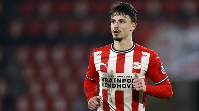 Man Utd được khuyên ký Olivier Boscagli 