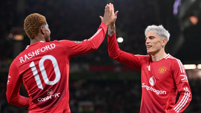 Man Utd tiếp đà thăng hoa, thắng hủy diệt 7-0