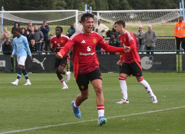 Sao trẻ Man Utd bùng nổ, ghi 9 bàn/7 trận