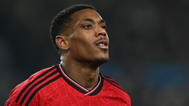 'Không thể tin rằng đến mùa hè này, cậu ấy mới rời Man Utd'