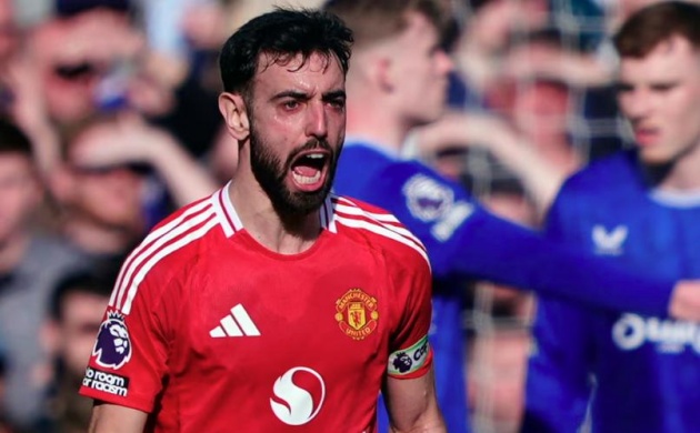 Fernandes nói thẳng lý do giúp MU gỡ lại 2 bàn trước Everton