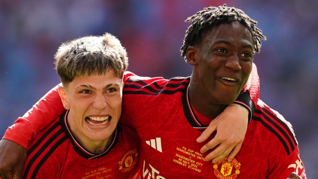 NÓNG! Vụ Mainoo, Garnacho rời Old Trafford rõ như ban ngày
