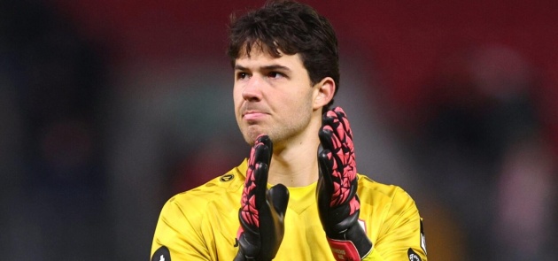 Cái tên lập tức giúp MU tống khứ Onana khỏi Old Trafford